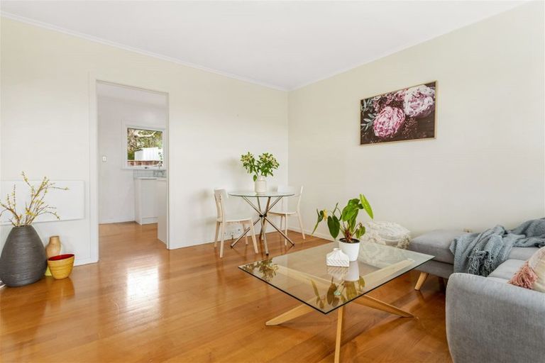 Photo of property in 3/7 Lenihan Street, Northcote, Auckland, 0627