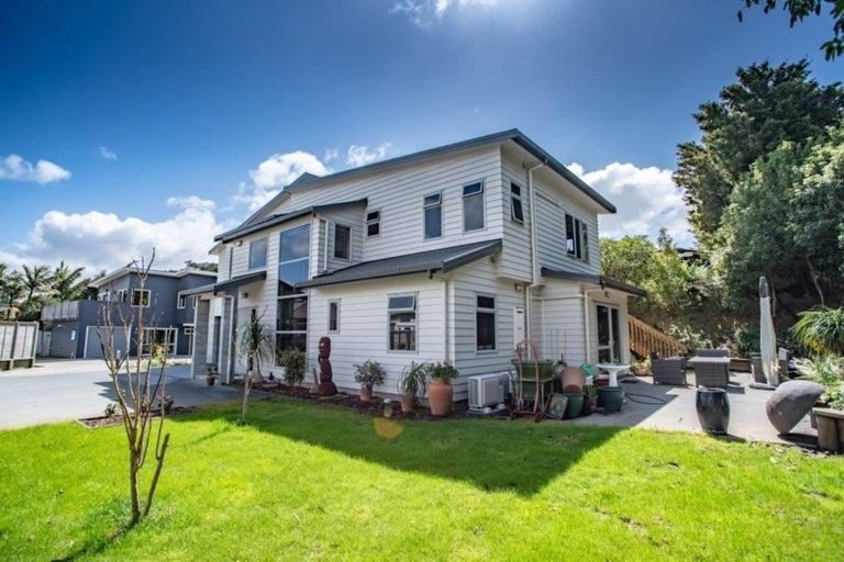 Photo of property in 20 Papaka Road, Ngunguru, Whangarei, 0173