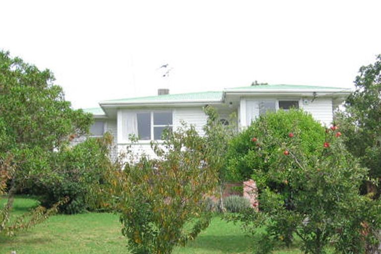 Photo of property in 63 Ranui Avenue, Ranui, Auckland, 0612