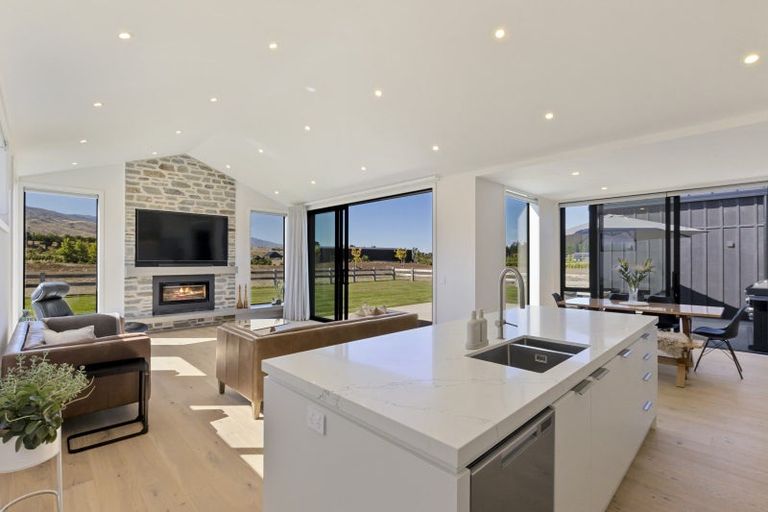 Photo of property in 75 Stone Drive, Cromwell, 9384