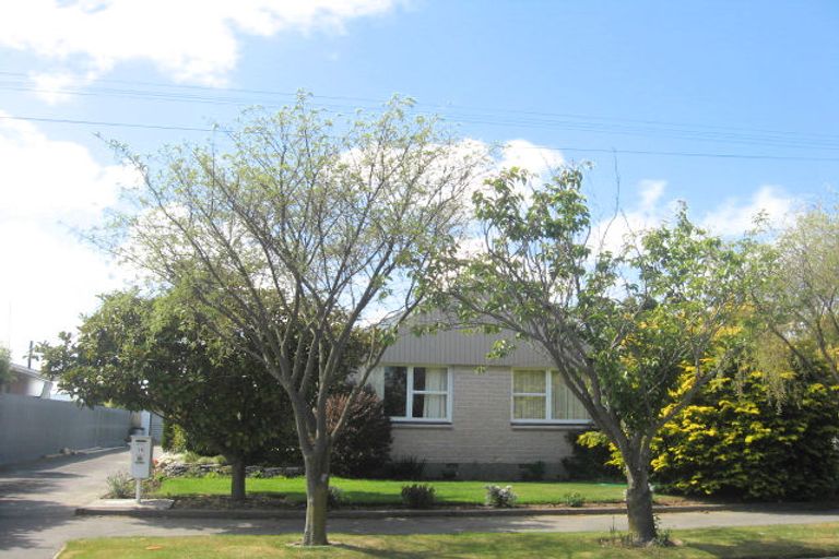 Photo of property in 18 Wendover Street, Bishopdale, Christchurch, 8053