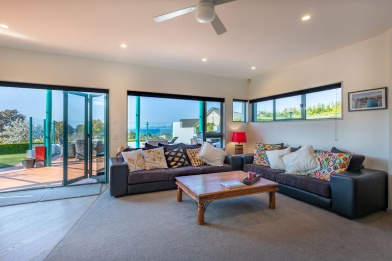 Photo of property in 15 Van Beek Place, Ruby Bay, Mapua, 7005
