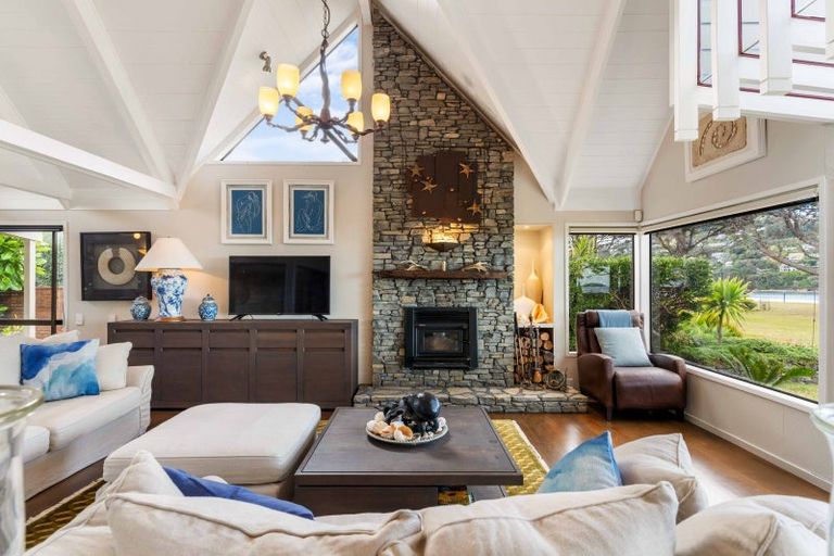 Photo of property in 7 Vista Paku, Pauanui, Hikuai, 3579