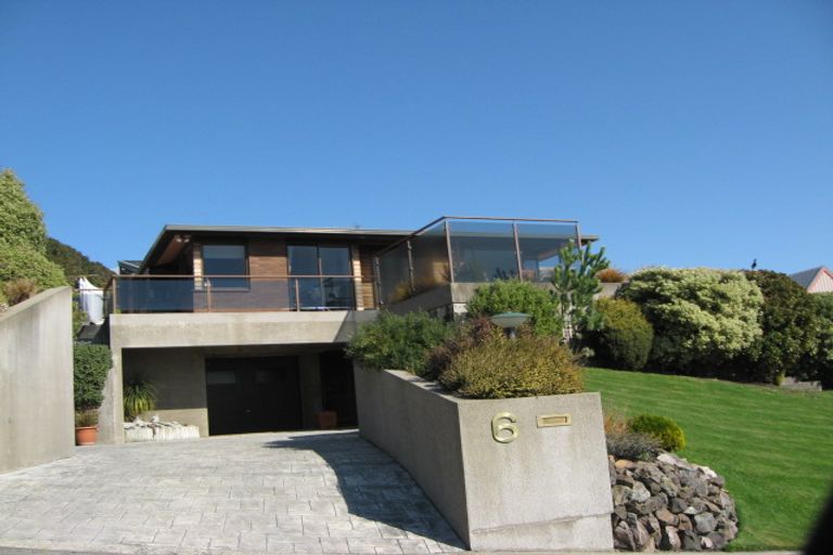 Photo of property in 6 Harry Ell Drive, Cashmere, Christchurch, 8022