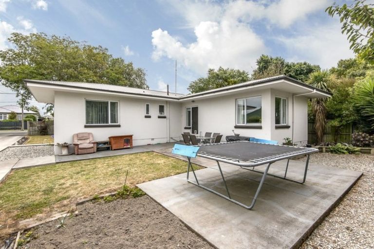 Photo of property in 140 Smith Street, Woolston, Christchurch, 8062