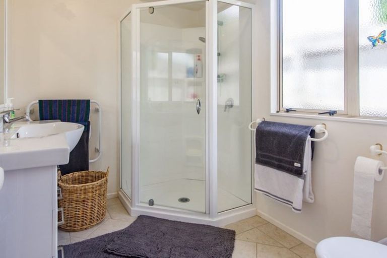 Photo of property in 157 Kilkenny Drive, East Tamaki Heights, Auckland, 2016