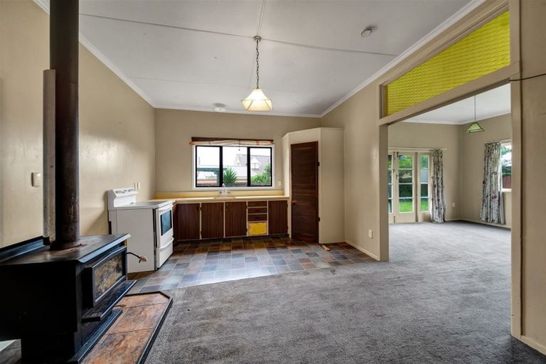 Photo of property in 28a Collins Street, Hawera, 4610