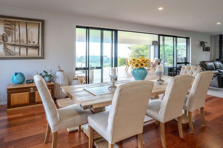 Photo of property in 77 Skudders Beach Road, Kerikeri, 0294