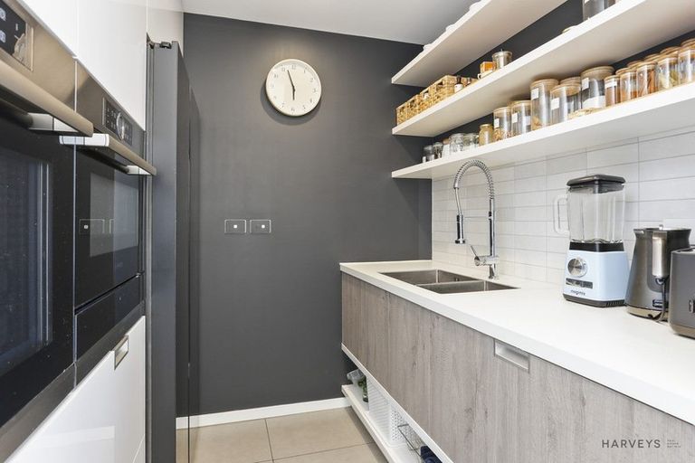 Photo of property in 182 Scenic Drive, Titirangi, Auckland, 0604