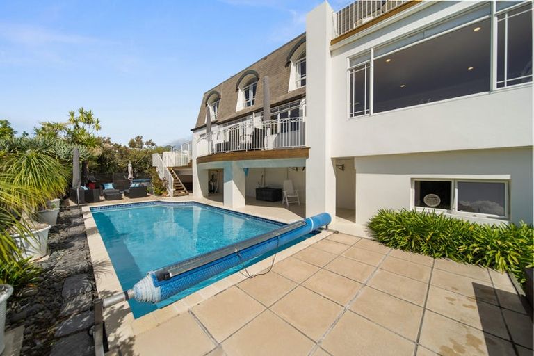 Photo of property in 19 Evelyn Road, Cockle Bay, Auckland, 2014