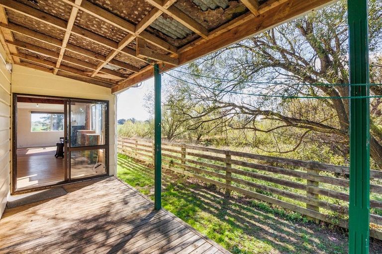 Photo of property in 1419 Kimbolton Road, Cheltenham, Feilding, 4777