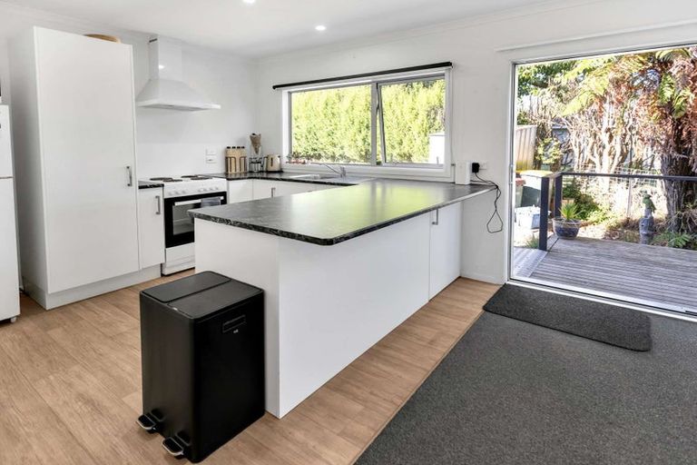 Photo of property in 10 Bay Grove, Pukehangi, Rotorua, 3015