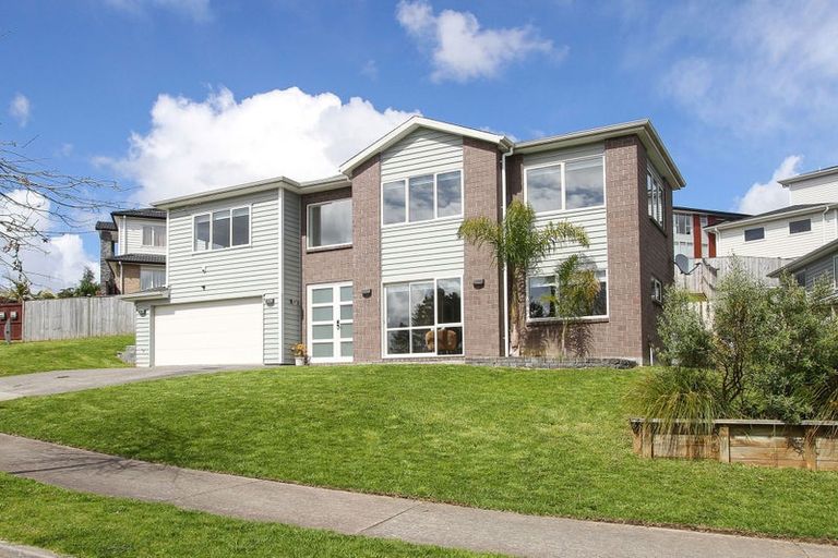 Photo of property in 17 Korihi Drive, Swanson, Auckland, 0614