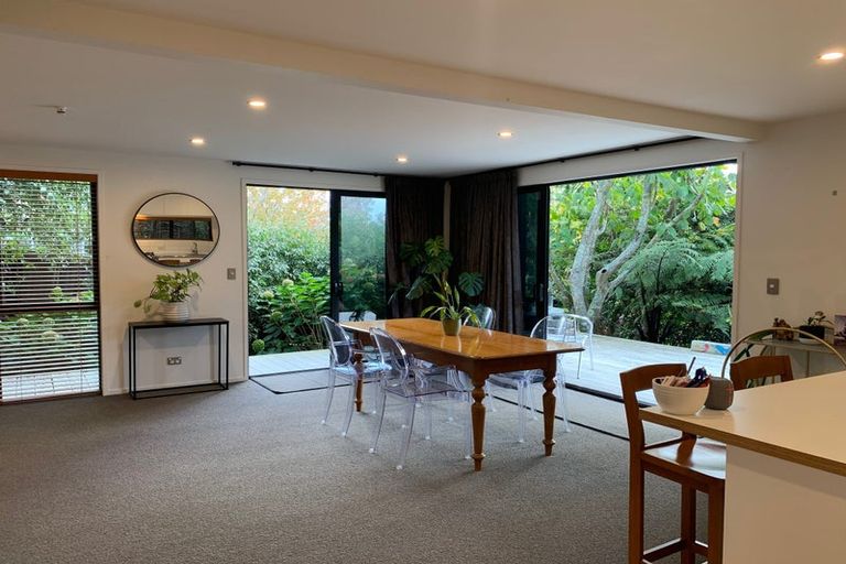 Photo of property in 2/28 Bayly Road, Moturoa, New Plymouth, 4310