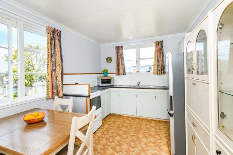 Photo of property in 15 Humber Street, Rongotea, 4476