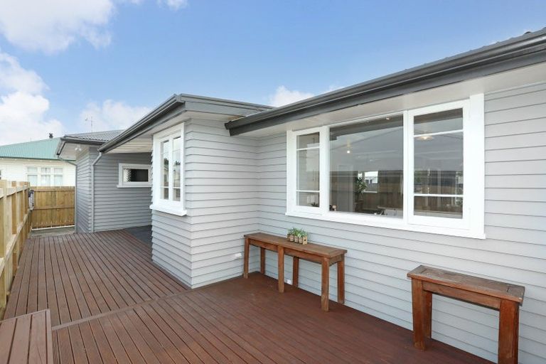 Photo of property in 9 Poole Street, Feilding, 4702