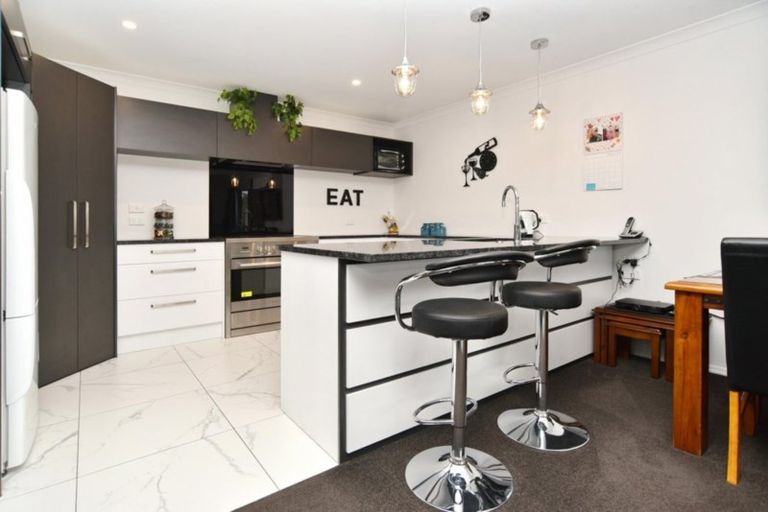 Photo of property in 44 El Alamein Avenue, Rangiora, 7400