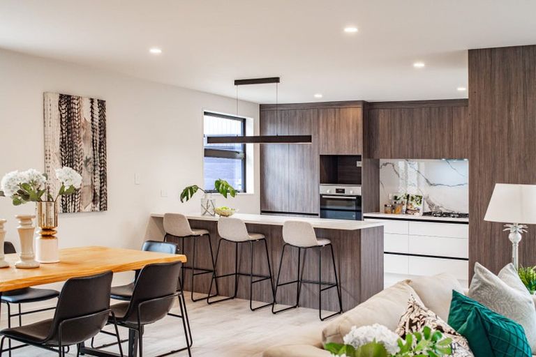 Photo of property in 20d Mackenzie Street, Te Atatu South, Auckland, 0610