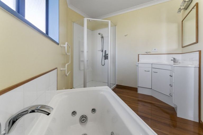 Photo of property in 6 Calamaras Street, Enner Glynn, Nelson, 7011