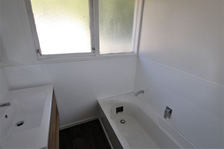 Photo of property in 6 Elizabeth Drive, Tokoroa, 3420