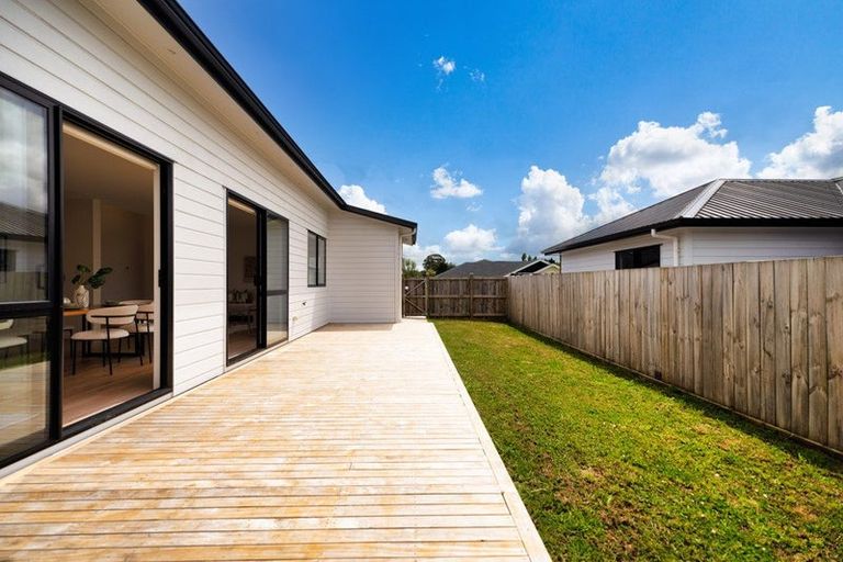 Photo of property in 7 Cutfield Lane, Kumeu, 0810