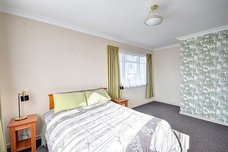 Photo of property in 54 Chaucer Street, Milton, 9220