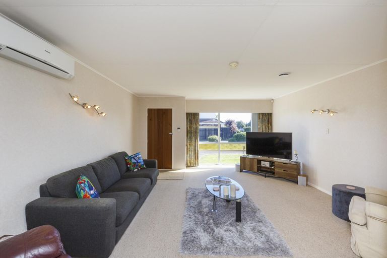 Photo of property in 1/28 Wood Street, Takaro, Palmerston North, 4410