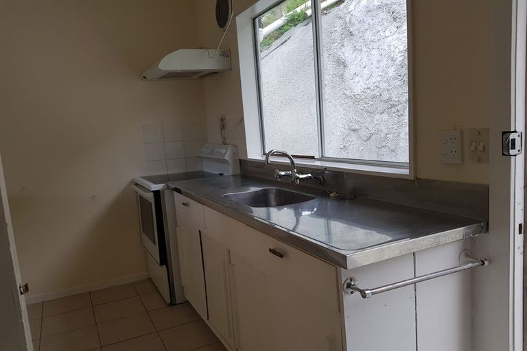 Photo of property in 3/3 Huron Place, Kingston, Wellington, 6021