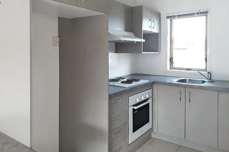 Photo of property in 10/773 Beach Road, Browns Bay, Auckland, 0630