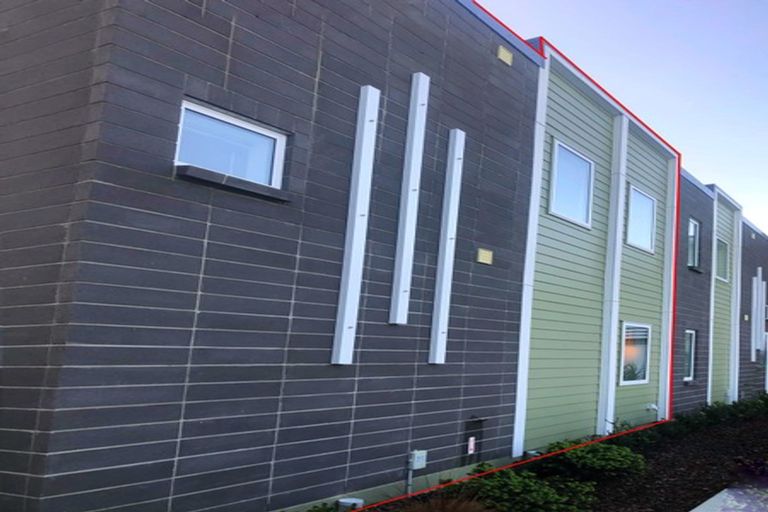 Photo of property in 12/10 Burrows Place, Frankton, Hamilton, 3204