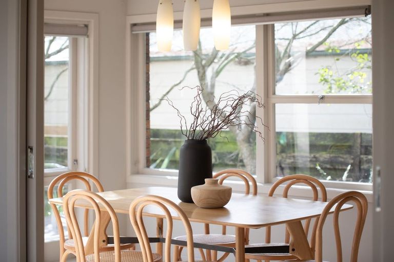 Photo of property in 8 Braid Road, St Andrews, Hamilton, 3200