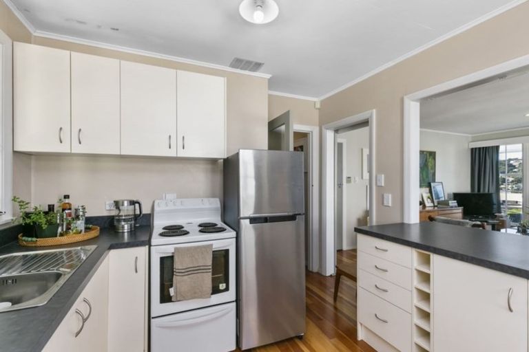 Photo of property in Regency Flats, 6/29-45 Miramar North Road, Miramar, Wellington, 6022