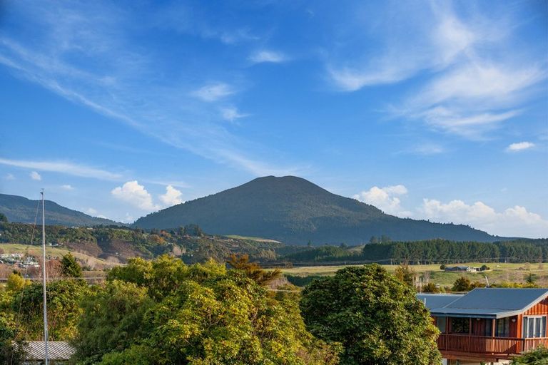 Photo of property in 9 Tawiri Place, Kuratau, Turangi, 3381