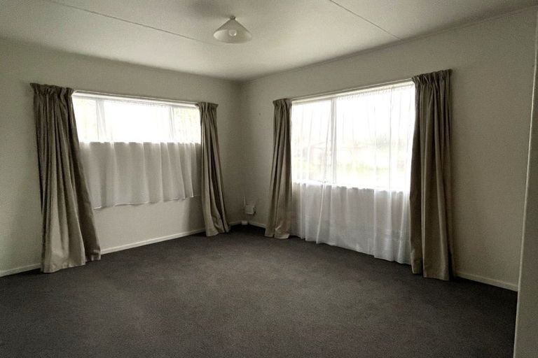 Photo of property in 4 Tasman Crescent, Carterton, 5713