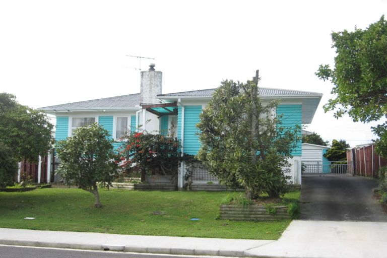 Photo of property in 20 Eddowes Street, Manurewa, Auckland, 2102