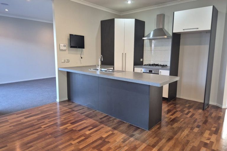 Photo of property in 77 Te Puia Drive, Aotea, Porirua, 5024