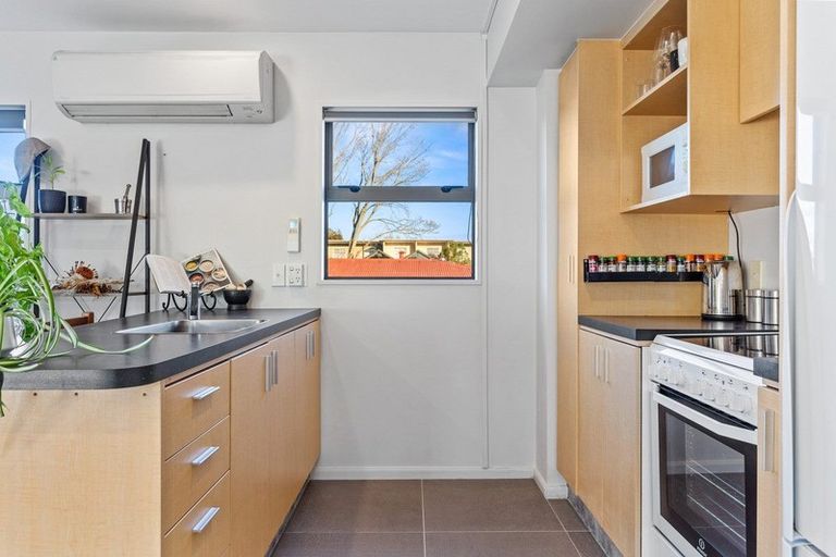 Photo of property in 138 Purchas Street, Edgeware, Christchurch, 8013