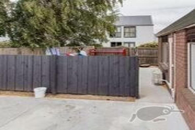 Photo of property in 10 Homer Place, Upper Riccarton, Christchurch, 8041