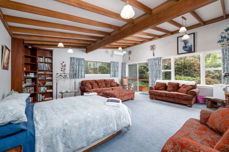 Photo of property in 82 Point Bush Road, Waimate, 7979