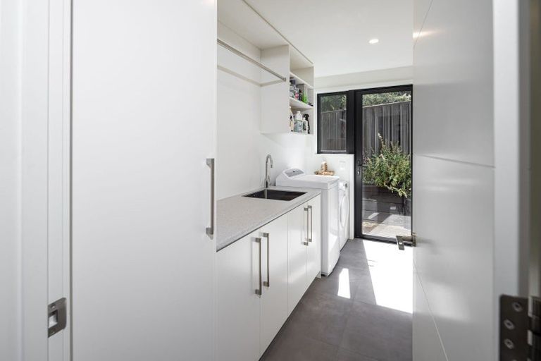 Photo of property in 18 Selkirk Street, Roslyn, Dunedin, 9010