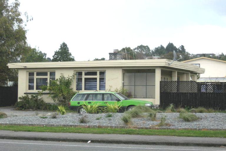 Photo of property in 42 Cox Street, Geraldine, 7930