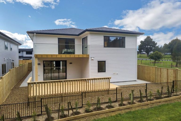Photo of property in 2e Hughs Way, Flat Bush, Auckland, 2019