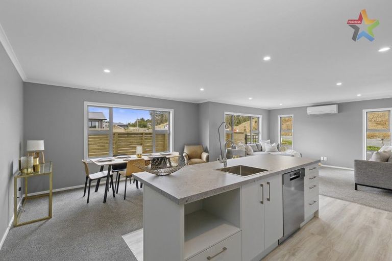 Photo of property in 135 Waipounamu Drive, Kelson, Lower Hutt, 5010