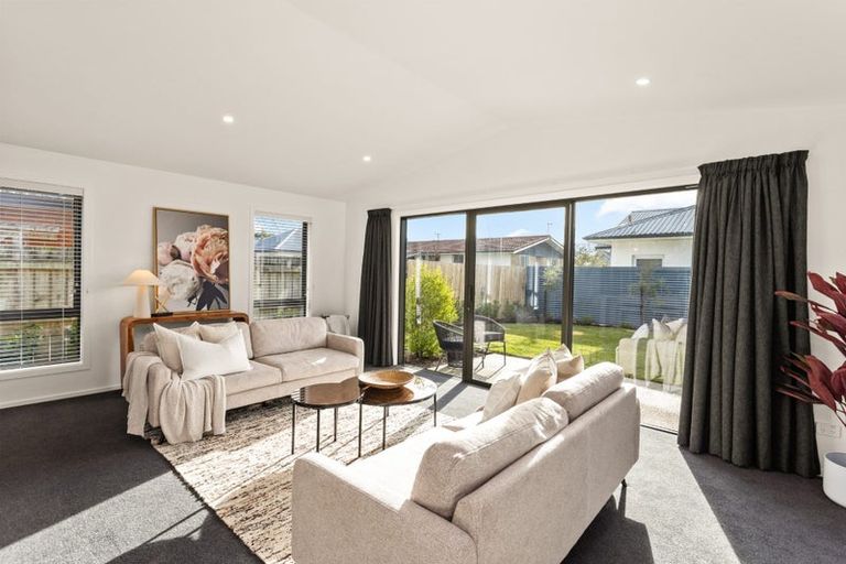Photo of property in 17b Bullar Street, Grasmere, Invercargill, 9810
