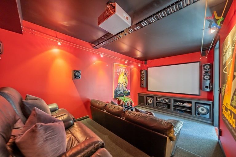 Photo of property in 87a Waterloo Road, Hutt Central, Lower Hutt, 5010