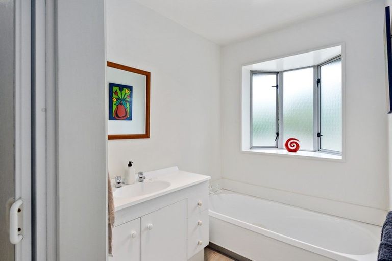 Photo of property in 35a Holland Street, Avonside, Christchurch, 8061