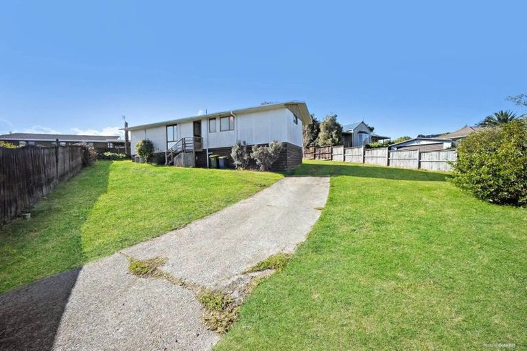 Photo of property in 141 Moire Road, West Harbour, Auckland, 0618