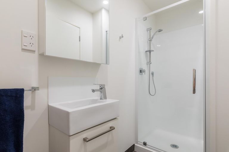 Photo of property in 104/160b Hobsonville Point Road, Hobsonville, Auckland, 0616