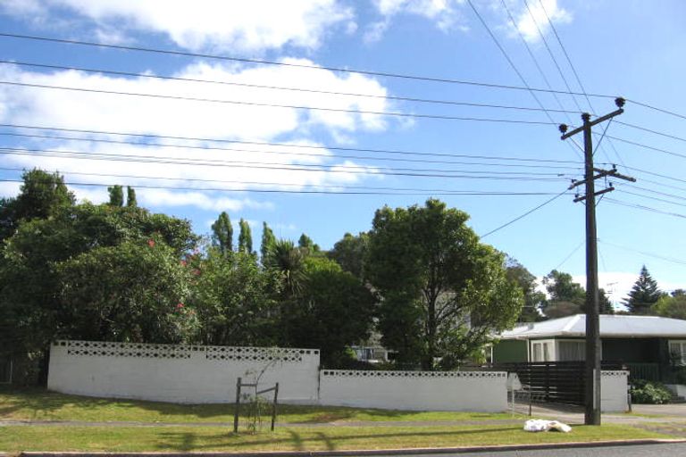 Photo of property in 87 Eskdale Road, Birkdale, Auckland, 0626
