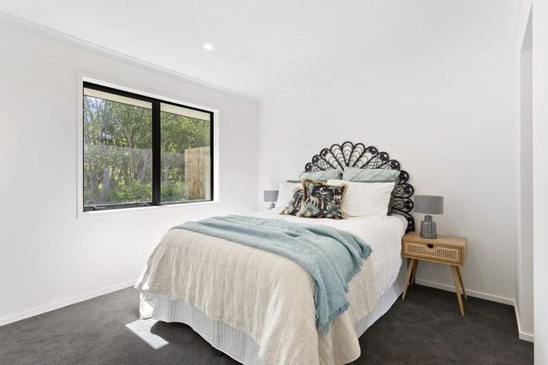 Photo of property in 20 Taupata Lane, Helensville, 0800